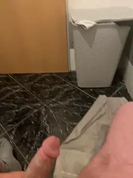 Snapshot of geilheit12 chatting on 03.29.26 geilheit12 online show from 03.29.26