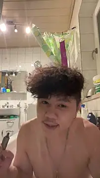 Kingpowerlittel online show from 03.12.26