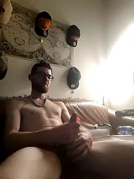 Snapshot of DonMichael chatting on 10.10.25 DonMichael online show from 10.10.25