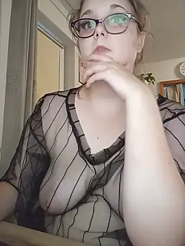 LioEstxh online show from 06.25.26