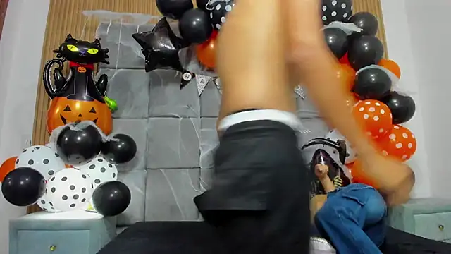 Snapshot of ChanellandMax chatting on 10.25.25 ChanellandMax online show from 10.25.25