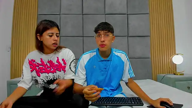 Snapshot of ChanellandMax chatting on 11.07.25 ChanellandMax online show from 11.07.25