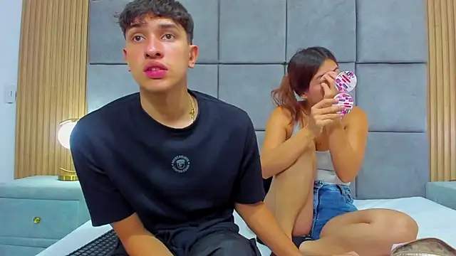 Snapshot of ChanellandMax chatting on 11.14.25 ChanellandMax online show from 11.14.25