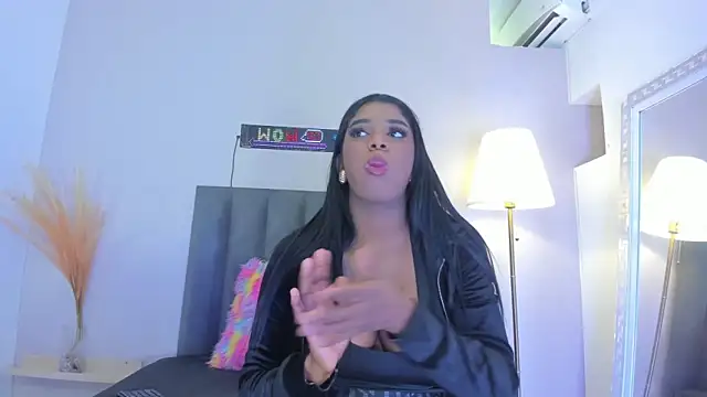 KendraChavez  online show from 02.15.26