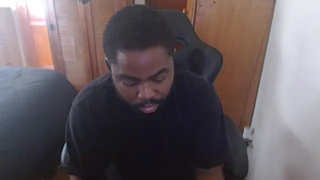 Snapshot of Breadwinnah chatting on 09.20.25 Breadwinnah online show from 09.20.25