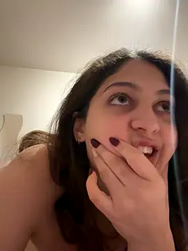 Snapshot of DreamThickCouple chatting on 11.26.25 DreamThickCouple online show from 11.26.25