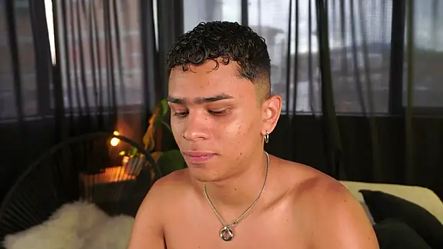 Snapshot of ErosWild_ chatting on 02.02.26 ErosWild online show from 02.02.26