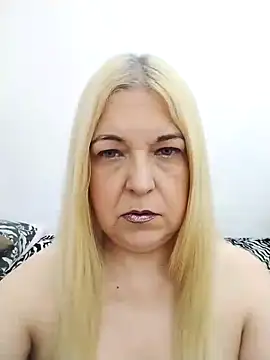 MarielaFerrer online show from 11.22.25