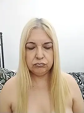 MarielaFerrer online show from 11.24.25