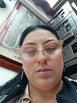 megan fox5 online show from 12.02.25