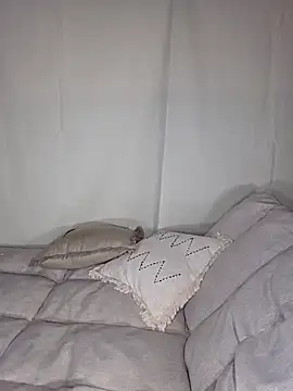 Melody1600 online show from 12.17.25