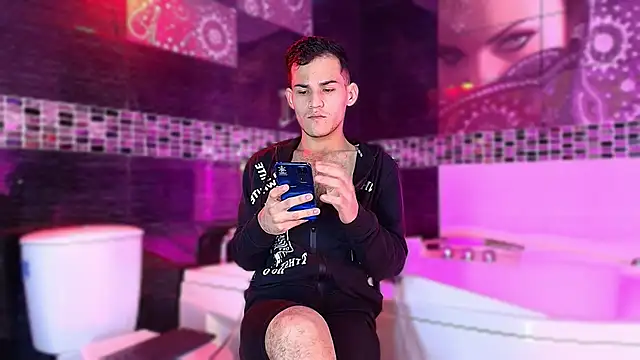 Snapshot of alessandro_musk chatting on 01.17.26 alessandro musk online show from 01.17.26