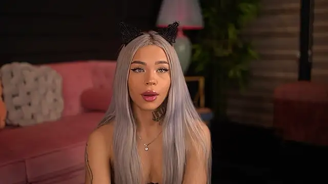 NickyBenz online show from 10.31.25