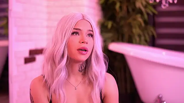 Snapshot of NickyBenz chatting on 03.01.26 NickyBenz online show from 03.01.26