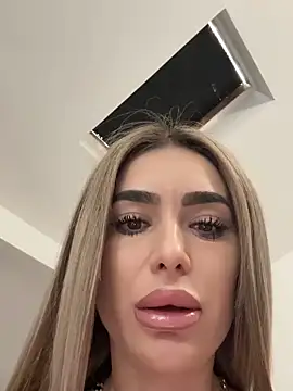Snapshot of KaseyQuinn_ chatting on 10.17.25 KaseyQuinn  online show from 10.17.25