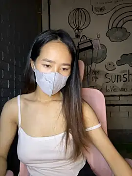 Snapshot of TiNa_04 chatting on 09.23.25 TiNa 04 online show from 09.23.25