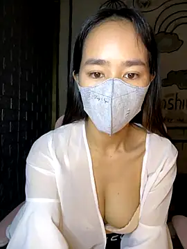 Snapshot of TiNa_04 chatting on 09.29.25 TiNa 04 online show from 09.29.25