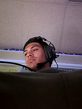 Snapshot of StrokingDaddy4 chatting on 09.15.25 StrokingDaddy4 online show from 09.15.25