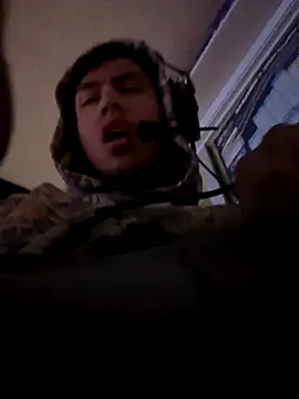 Snapshot of StrokingDaddy4 chatting on 10.07.25 StrokingDaddy4 online show from 10.07.25