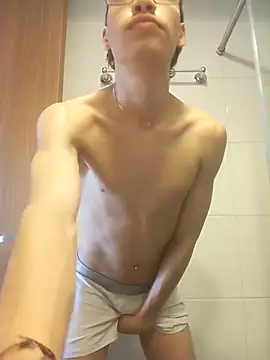 Snapshot of brooklyn_777 chatting on 04.03.26 brooklyn 777 online show from 04.03.26