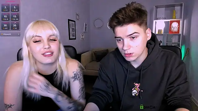 Snapshot of marta_smith chatting on 11.25.25 marta smith online show from 11.25.25