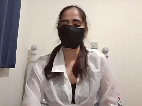 Snapshot of BobtailFormal chatting on 12.19.25 BobtailFormal online show from 12.19.25