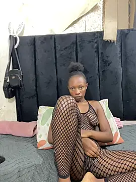 LonelyQueenxx25 online show from 03.07.26