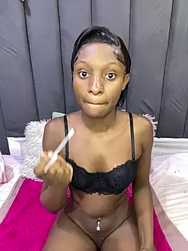 LonelyQueenxx25 online show from 07.02.26