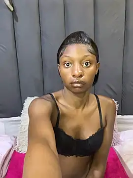 LonelyQueenxx25 online show from 07.03.26