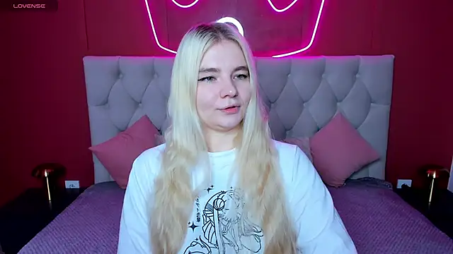 RuthBryant online show from 11.08.25