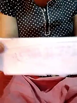 rani8008 online show from 02.21.26