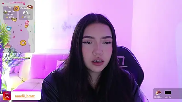 Snapshot of Ameliiaa_tay chatting on 11.18.25 Ameliiaa tay online show from 11.18.25