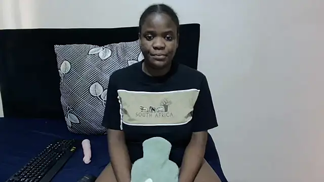 SweetTitties21 online show from 06.15.26