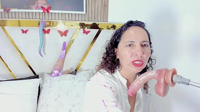 Luna Naughty1 online show from 04.28.26