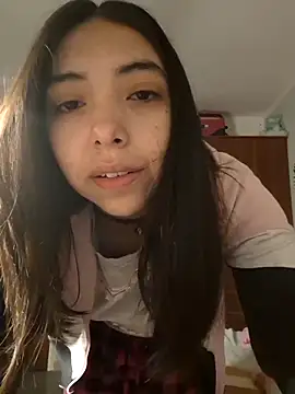 missapril0101 online show from 05.20.26