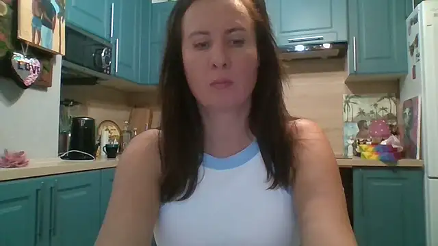 Snapshot of ALICAINWONDERLAND chatting on 11.02.25 ALICAINWONDERLAND online show from 11.02.25