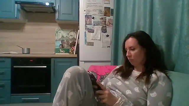 Snapshot of ALICAINWONDERLAND chatting on 01.11.26 ALICAINWONDERLAND online show from 01.11.26