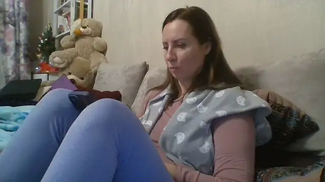 Snapshot of ALICAINWONDERLAND chatting on 01.14.26 ALICAINWONDERLAND online show from 01.14.26