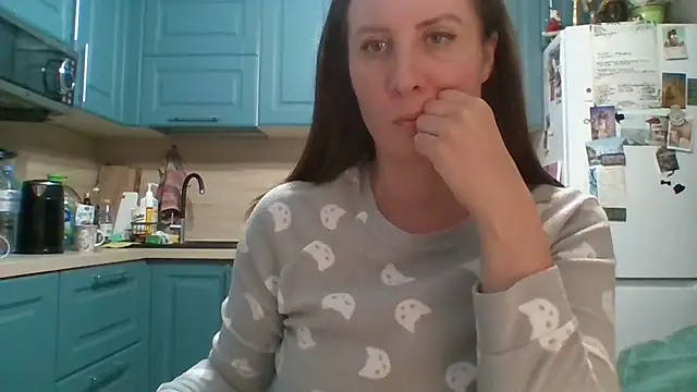 Snapshot of ALICAINWONDERLAND chatting on 02.18.26 ALICAINWONDERLAND online show from 02.18.26