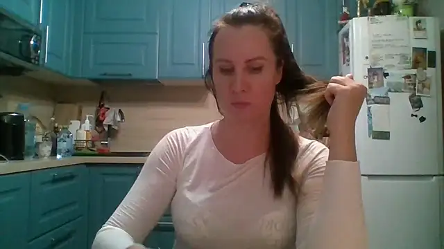 Snapshot of ALICAINWONDERLAND chatting on 02.22.26 ALICAINWONDERLAND online show from 02.22.26