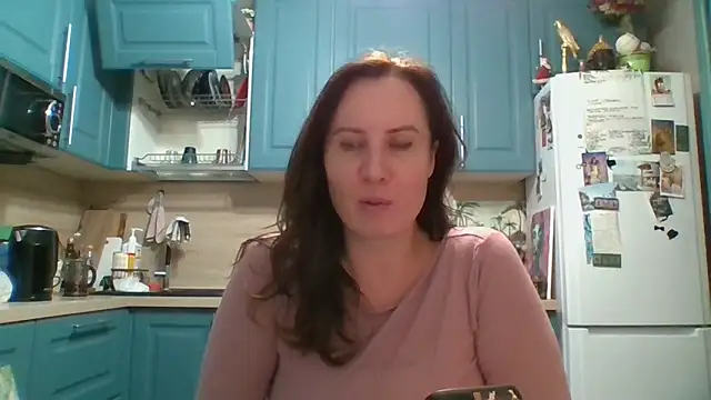 Snapshot of ALICAINWONDERLAND chatting on 02.26.26 ALICAINWONDERLAND online show from 02.26.26