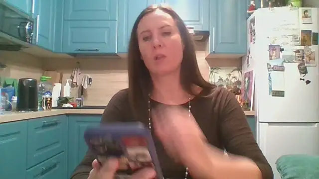 Snapshot of ALICAINWONDERLAND chatting on 02.28.26 ALICAINWONDERLAND online show from 02.28.26