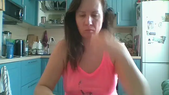 Snapshot of ALICAINWONDERLAND chatting on 03.25.26 ALICAINWONDERLAND online show from 03.25.26