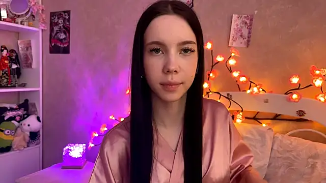 Snapshot of AxyKitten chatting on 10.23.25 AxyKitten online show from 10.23.25