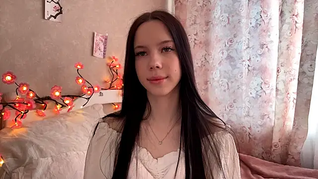 AxyKitten online show from 11.16.25