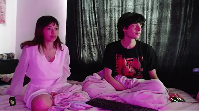 MixiPeach online show from 01.14.26