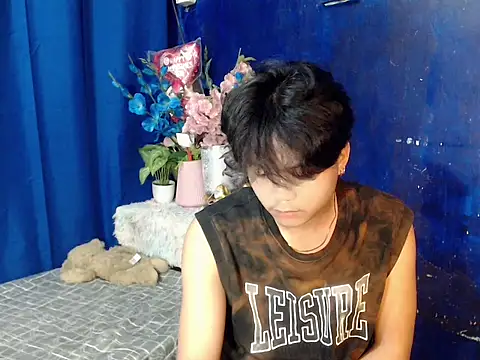 Snapshot of youre_BabyBoy chatting on 11.26.25 youre BabyBoy online show from 11.26.25