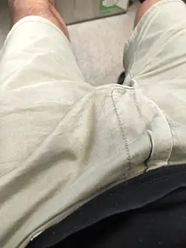 Snapshot of hansvonerotic1 chatting on 09.10.25 hansvonerotic1 online show from 09.10.25