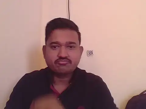 Snapshot of VadodaraBBC chatting on 11.29.25 VadodaraBBC online show from 11.29.25