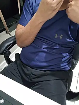 Carloskasado online show from 11.20.25